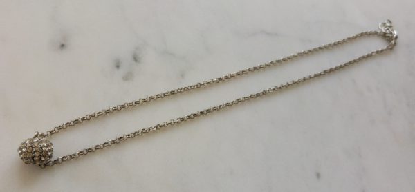 Antikfärgat halsband med en stor strasspärla - Bild 3