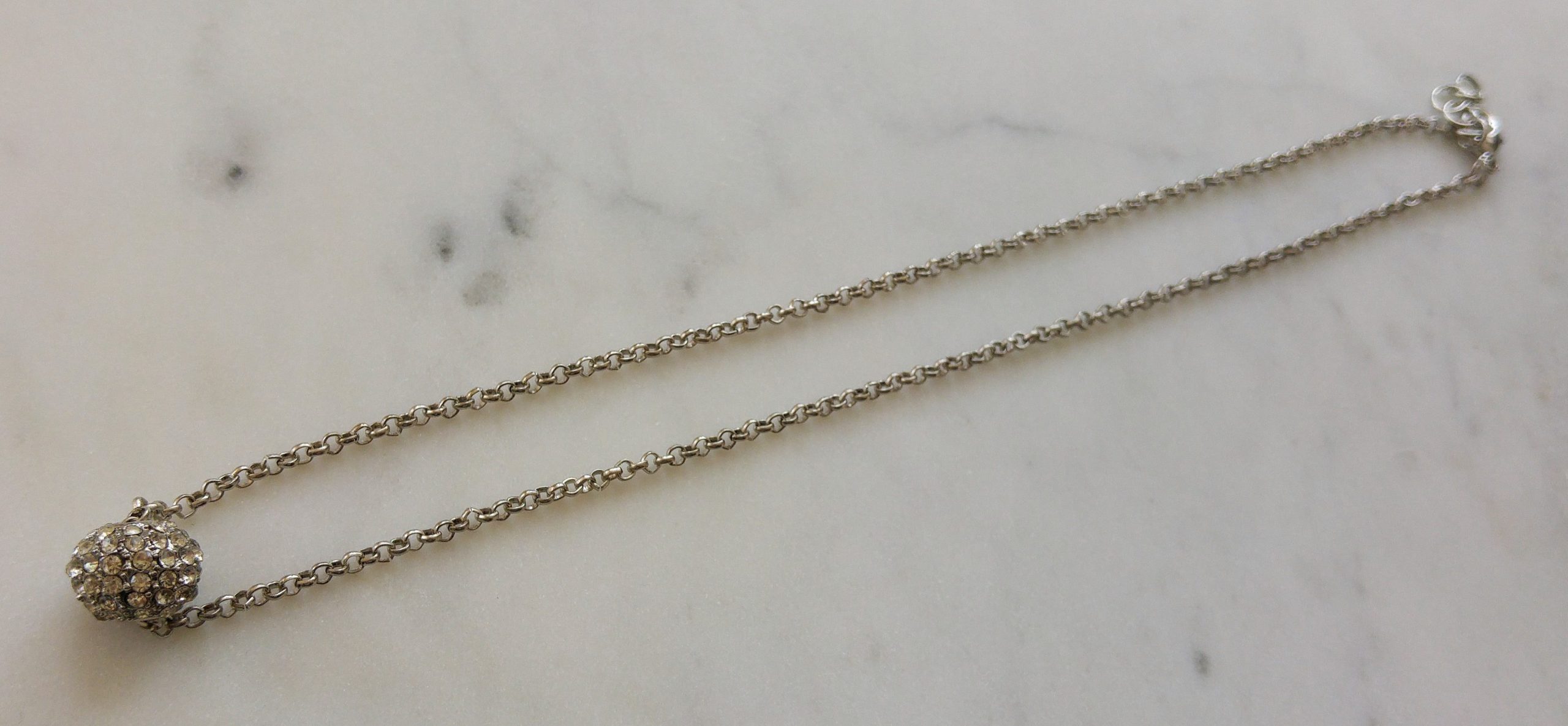 Antikfärgat halsband med en stor strasspärla - Bild 3