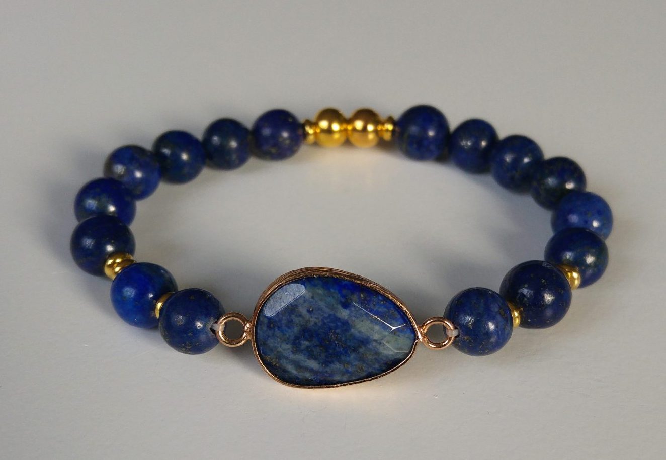 Guldfärgad lapis lazuli-connector med lapis lazulipärlor - Bild 2