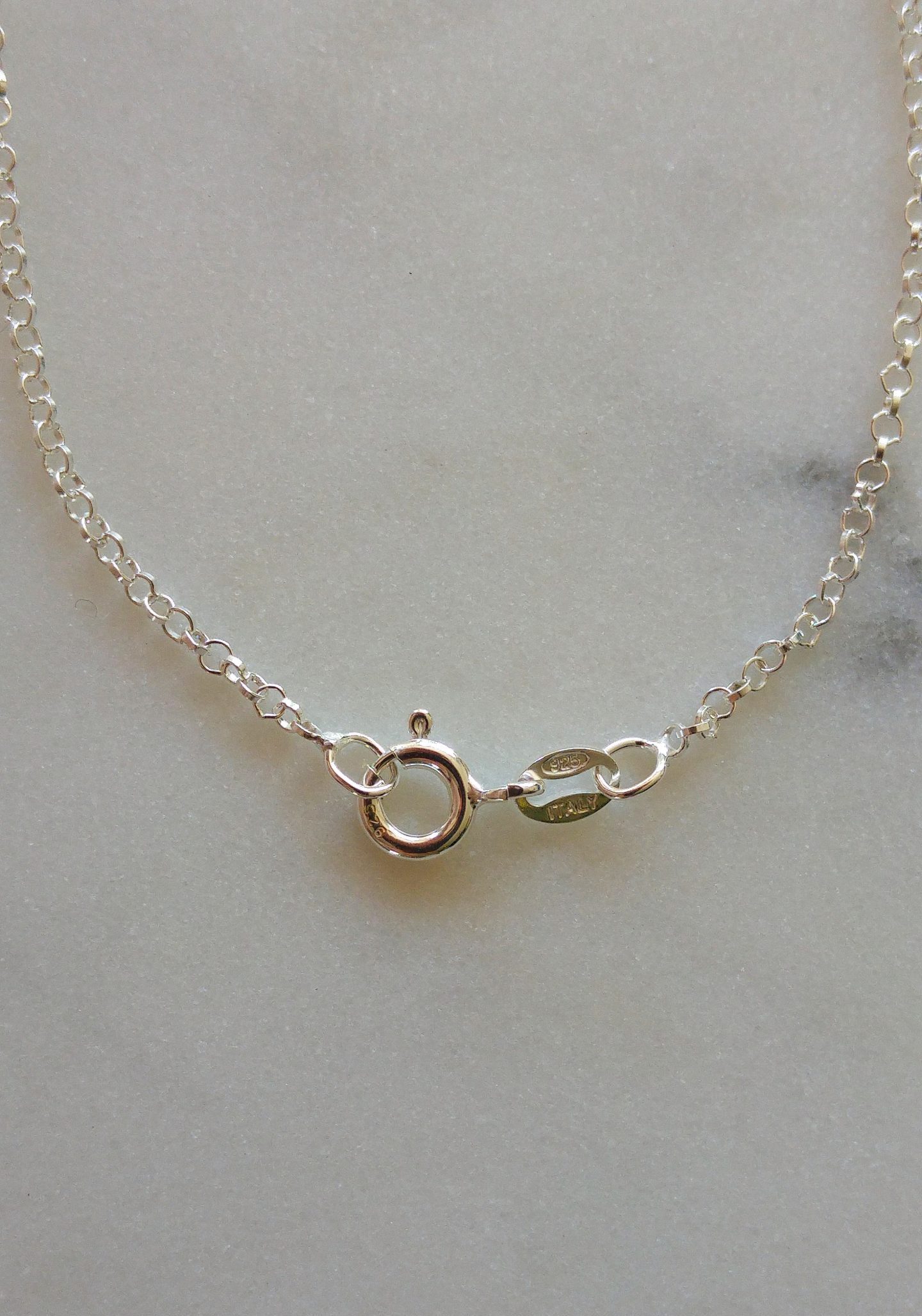 Halsband i sterlingsilver med olika hängsmycken - Bild 3