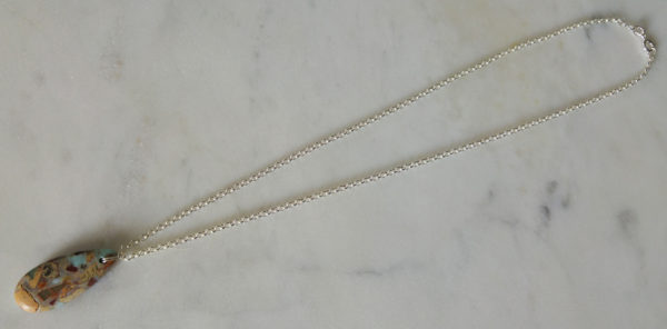 Halsband i äkta silver med ett serpentinhänge - Bild 2